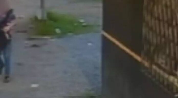 Adolescente de 15 anos é importunada sexualmente dentro de ônibus lotado em Joinville