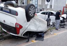 Criança de 4 anos e madrasta ficam feridas em acidente no Mariscal