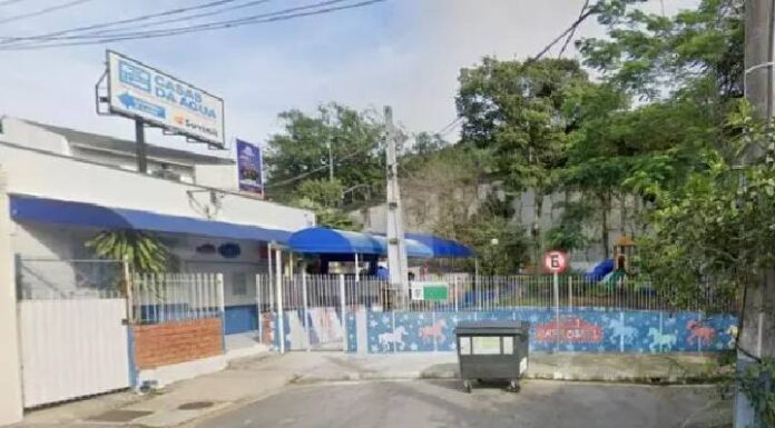 Em fuga da delegacia, homem tenta invadir escola em Balneário Camboriú