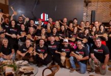 Construtora que distribuiu 35 apartamentos a funcionários doa outras 15 unidades à equipe