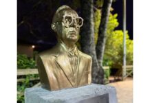Praça ao lado do Píer de Penha é inaugurada com o nome de Antônio Carlos Konder Reis
