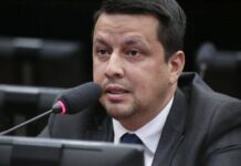 Adriano Tibeco encabeça proposta de CPI para investigar supostos gastos da gestão anterior