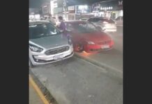VIDEO Carro pega fogo na Avenida Nereu Ramos, em Balneário Piçarras