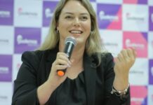 MAIS UMA DE FORA Ex-mulher do deputado Chiodini é nomeada em Piçarras