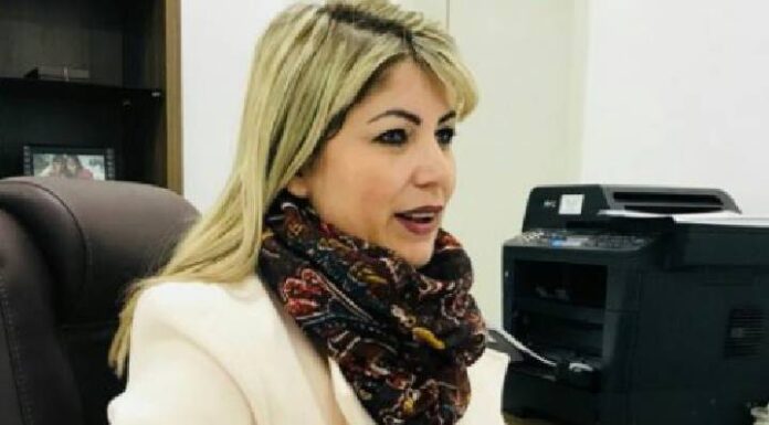 Vítima de câmera escondida em sua sala, Elisama é nomeada assessora técnica da saúde no estado