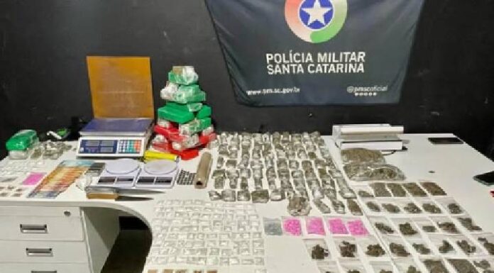 Polícia Militar prende traficantes com 10 kg de maconha, 231 gramas de cocaína e drogas sintéticas em Navegantes