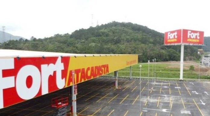 Fort Atacadista leva “O Barato da Estação” para Penha e Balneário Camboriú