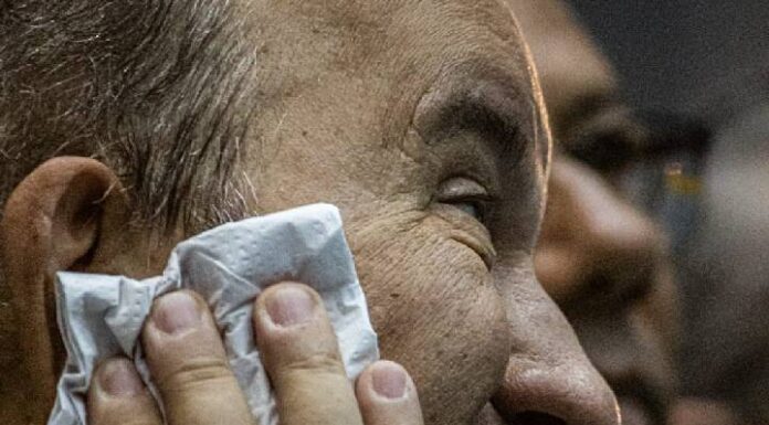 VIDEO Governador Jorginho Mello (PL) é vaiado em São José