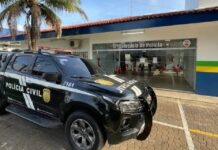 Madrasta é presa depois de prostituir e leiloar a virgindade das enteadas