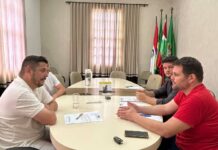 Sindifoz apresenta pauta salarial dos servidores ao prefeito Luizinho Américo