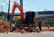 Desvio de trânsito para obra do Portal Turístico permanece nesta quarta-feira