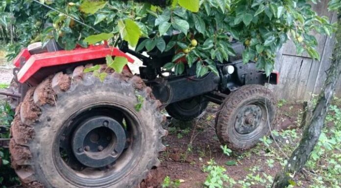Idosa tem afundamento de crânio ao ser atropelada por trator em Navegantes