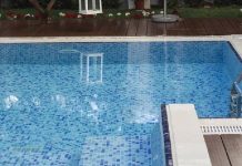 Mulher de 62 anos morre afogada após cair na piscina da própria casa em SC