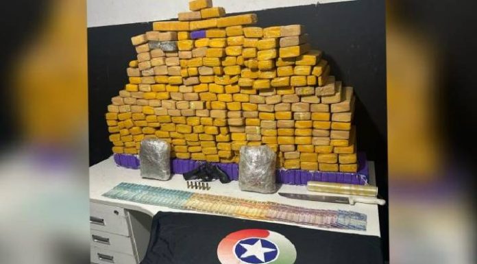 Idoso e comparsa são presos com 200 quilos de maconha em Itajaí