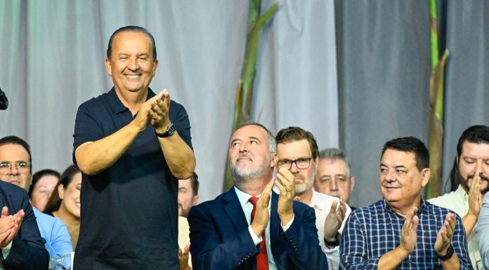 Governador Jorginho Mello prestigia a 31ª Festa dos Pescadores em Penha