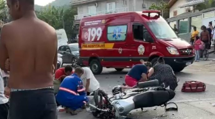 (VÍDEO) Duas pessoas morrem e uma fica ferida em acidente em Penha