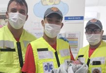 Bombeiros atendem parto em residência e bebê nasce saudável em Navegantes