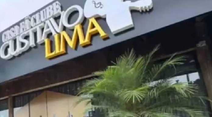 Gusttavo Lima notifica casa temática em Penha por uso indevido de imagem