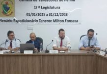 VEREADOR PRA QUÊ? Câmara de Penha vai gastar R$ 50 mil para revisar a legislação