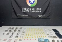 PM prende suspeitos com drogas em conveniência de Piçarras