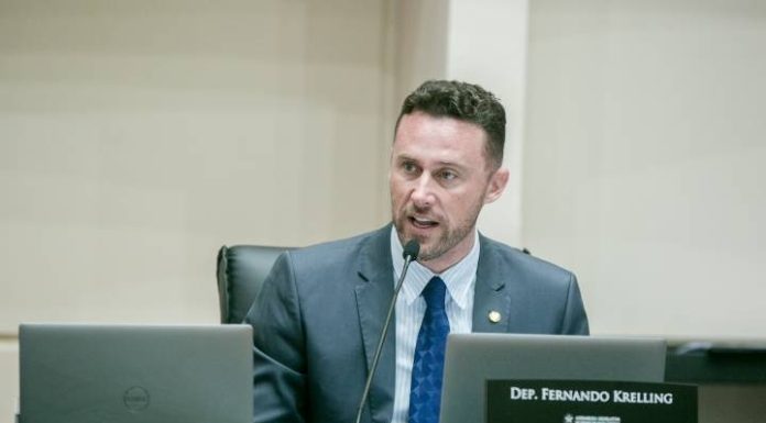Fernando Krelling assume presidência da Alesc por sete dias