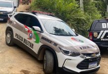 ‘Desavença antiga?’: homem é encontrado morto dentro de carro em Rio dos Cedros