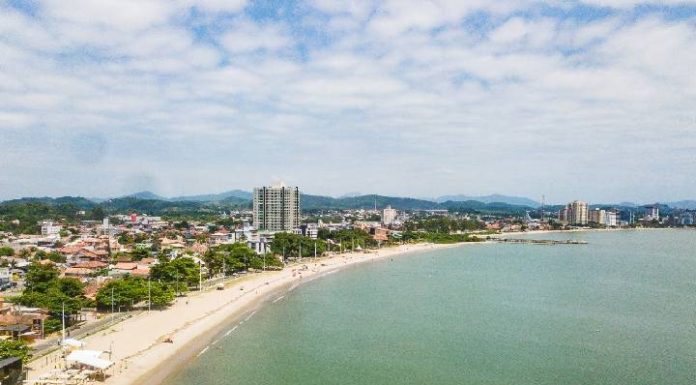 Investimentos em saneamento impulsiona a construção civil e a economia de Penha