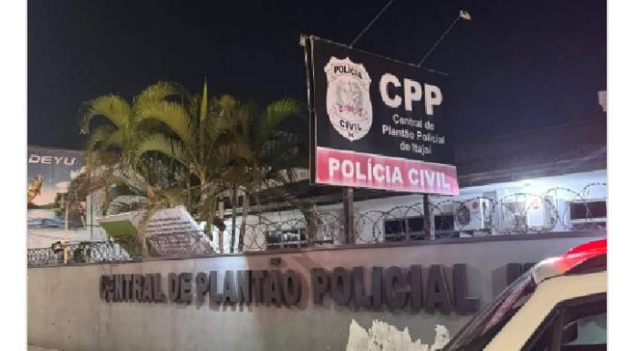 Polícia Militar realiza prisão por tráfico de drogas em Barra Velha