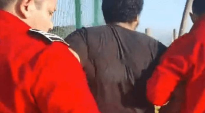 VIDEO Jovem desaparecido é localizado na Praia da Armação em Penha
