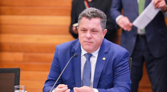 Ivan Naatz recebe Título de Cidadão Honorário de Penha