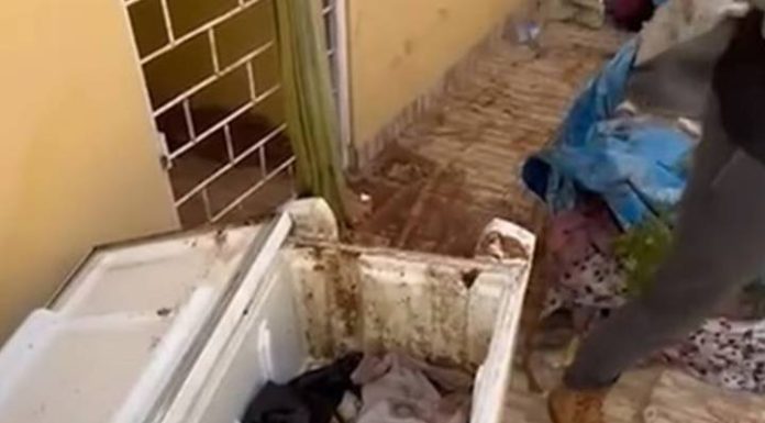Corpo de mulher é encontrado dentro do freezer enrolado em um lençol