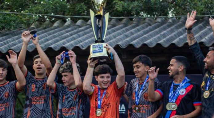 Campeonato de Futebol Suíço: Manchester Penha e Santa Lídia são campeões do Sub 15 e Master
