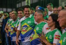 Pré-candidato a presidente, Ratinho Júnior marca presença em evento do PSD em BC