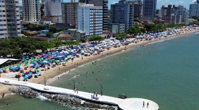 CASAN instala nova adutora em Balneário Piçarras