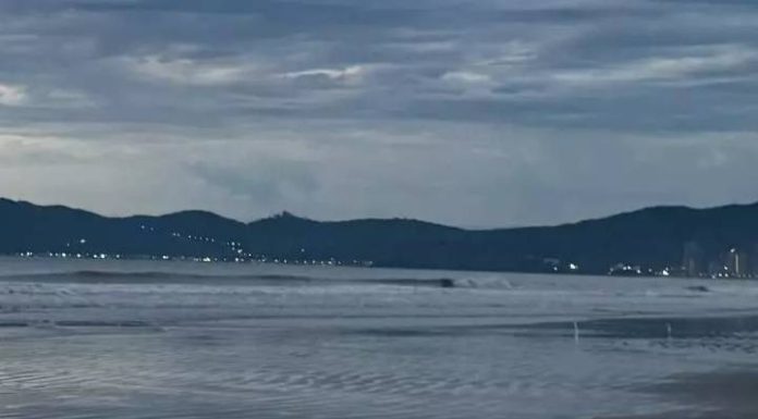 Previsão do tempo em SC: chuva, calor e temporais no fim de semana