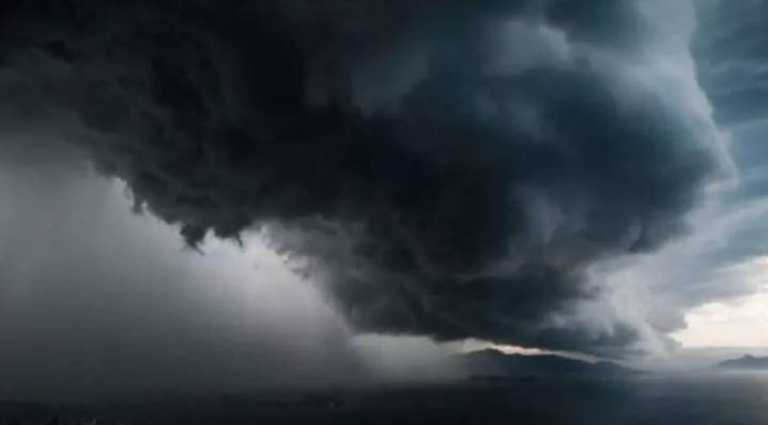 Inmet emite alerta de chuvas intensas em 15 estados; ventos podem chegar a 100 km/h