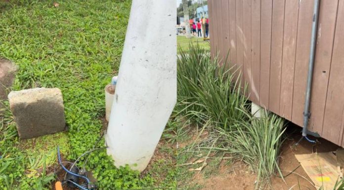 Furto de fiação prejudica iluminação pública no centro de Barra Velha