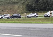 VIDEO Dois suspeitos de praticar roubos em Penha e Navegantes são detidos; um deles foi morto pela PM