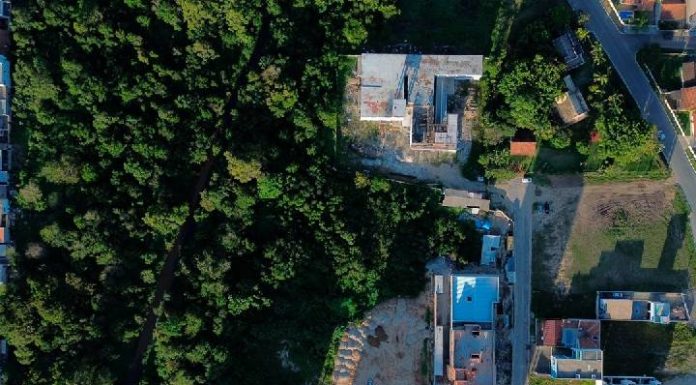 Penha firma termo aditivo com a Rôgga para concluir pavimentação na Rua Vereador Manoel Henrique Assis