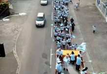 Marcha para Jesus reuniu cerca de 200 pessoas em Penha neste sábado