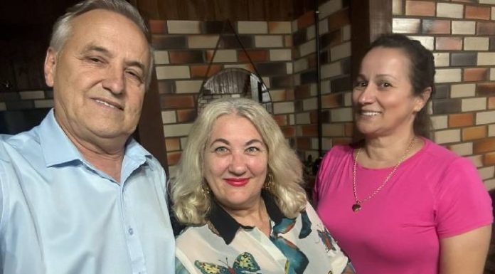Ex-candidata pelo PSDB e MDB de Piçarras, Vilma Fagundes, se filia ao PL e reforça o time dos liberais para ajudar na reeleição de Jorginho Mello