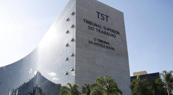 TST condena empresa a pagar R$ 4 milhões por obrigar funcionários a votar em Bolsonaro