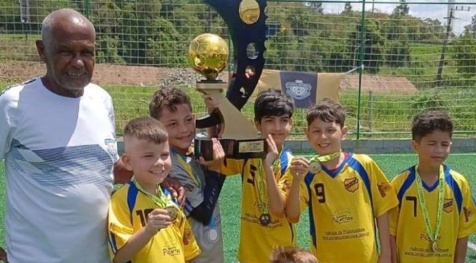 Bandidagem furta até cano d’água de escolinha esportiva inaugurada em Piçarras