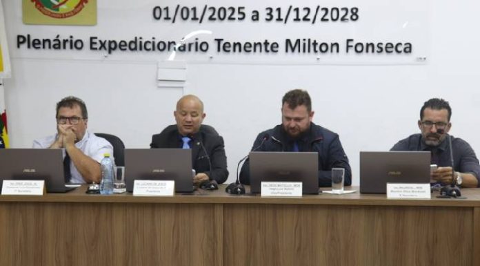 CABIDÃO Câmara de Penha quer criar mais cargos e aumentar salários em mais de meio milhão por ano