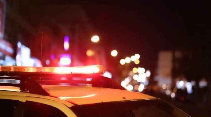 Jovem é baleado durante briga em bar de SC
