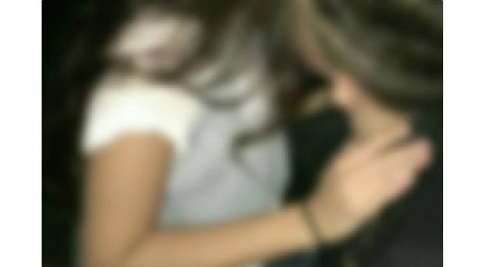 Jovem de 17 anos é flagrado fazendo sexo com adolescente de 12