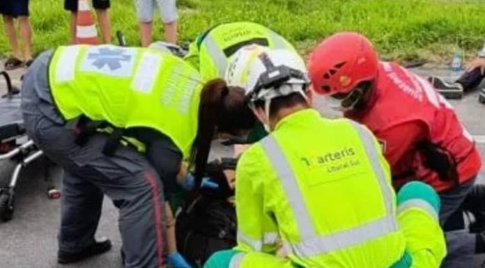 Acidente na BR-101 envolve sete veículos e deixa quatro feridos em Barra Velha