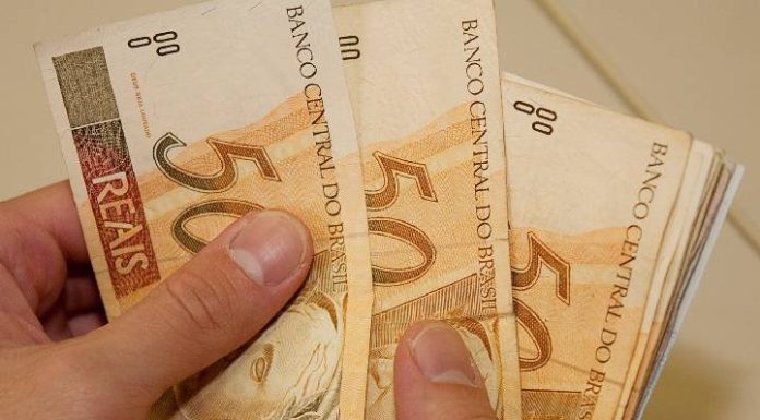 Aposta de SC acerta 15 números da Lotofácil e leva quase R$ 1 milhão