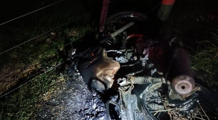 GRAVE Colisão entre motocicleta e caminhão de manutenção deixa dois mortos na SC-414, em Luiz Alves