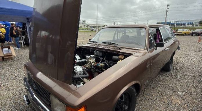 Clássicos sobre rodas: Balneário Piçarras celebra aniversário com Encontro de Carros Antigos